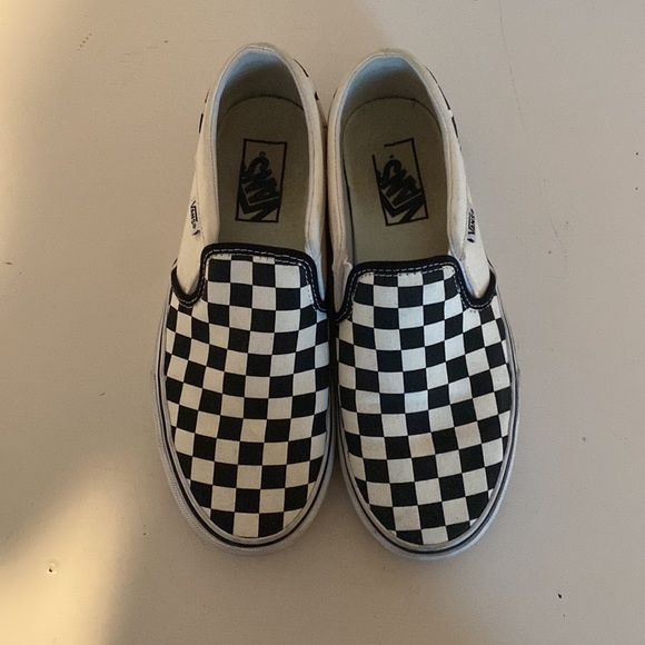 Checkered vans - Picture 3 of 5